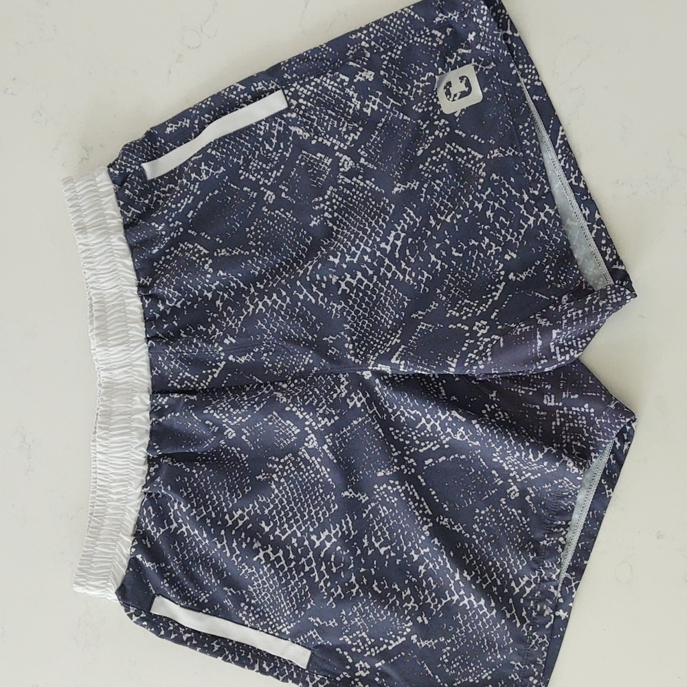 Chestee shorts